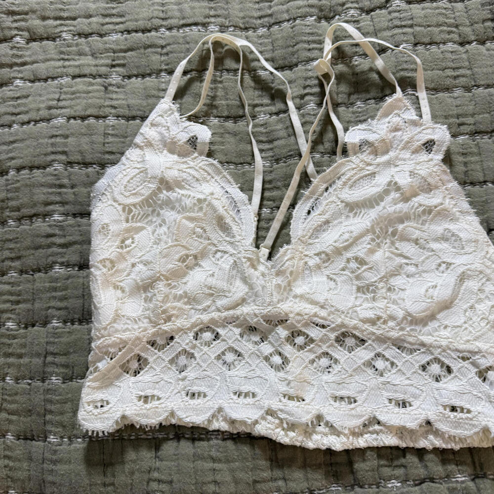 Altar'd State Cream Lace Bralette‎ Racer Back Size S Sexy Romantic Cottage Core